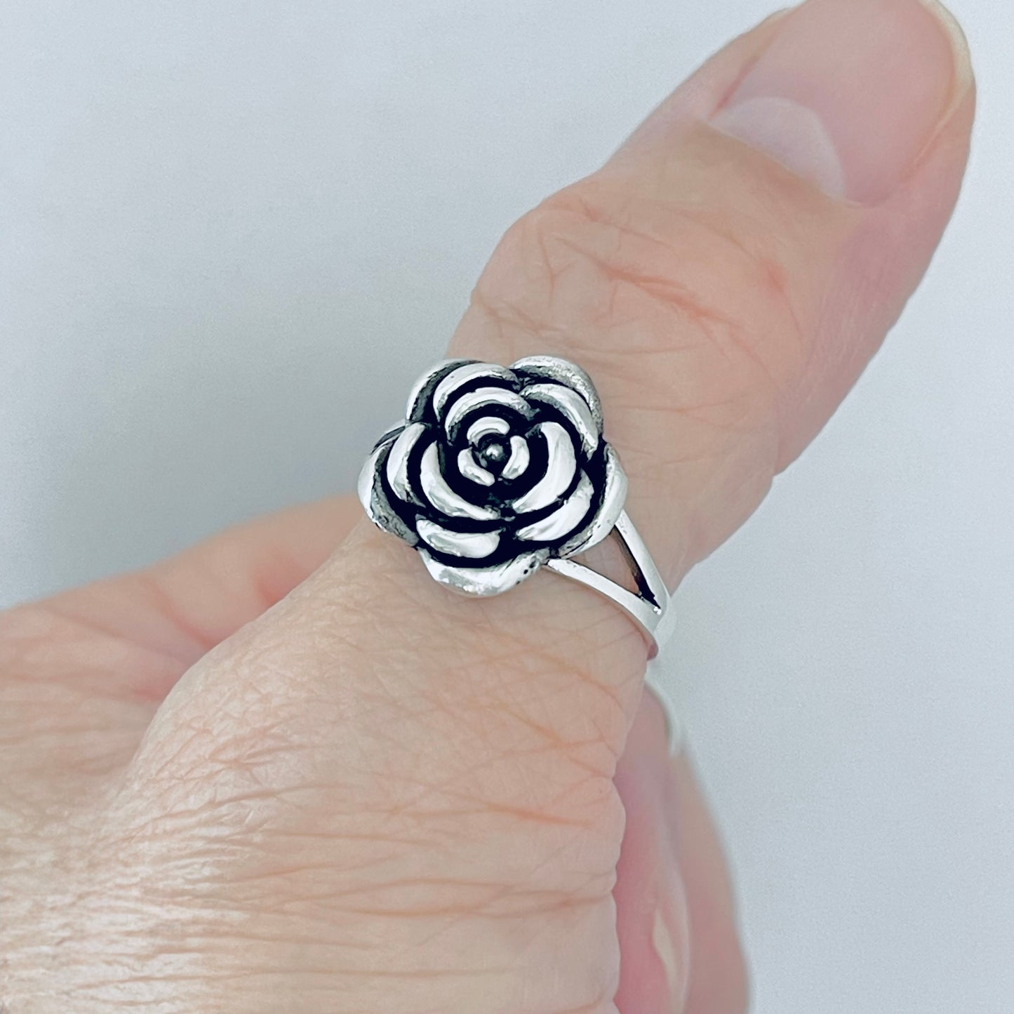 Sterling Silver Simple Statement Rose Ring – Floral Love Silver Rings