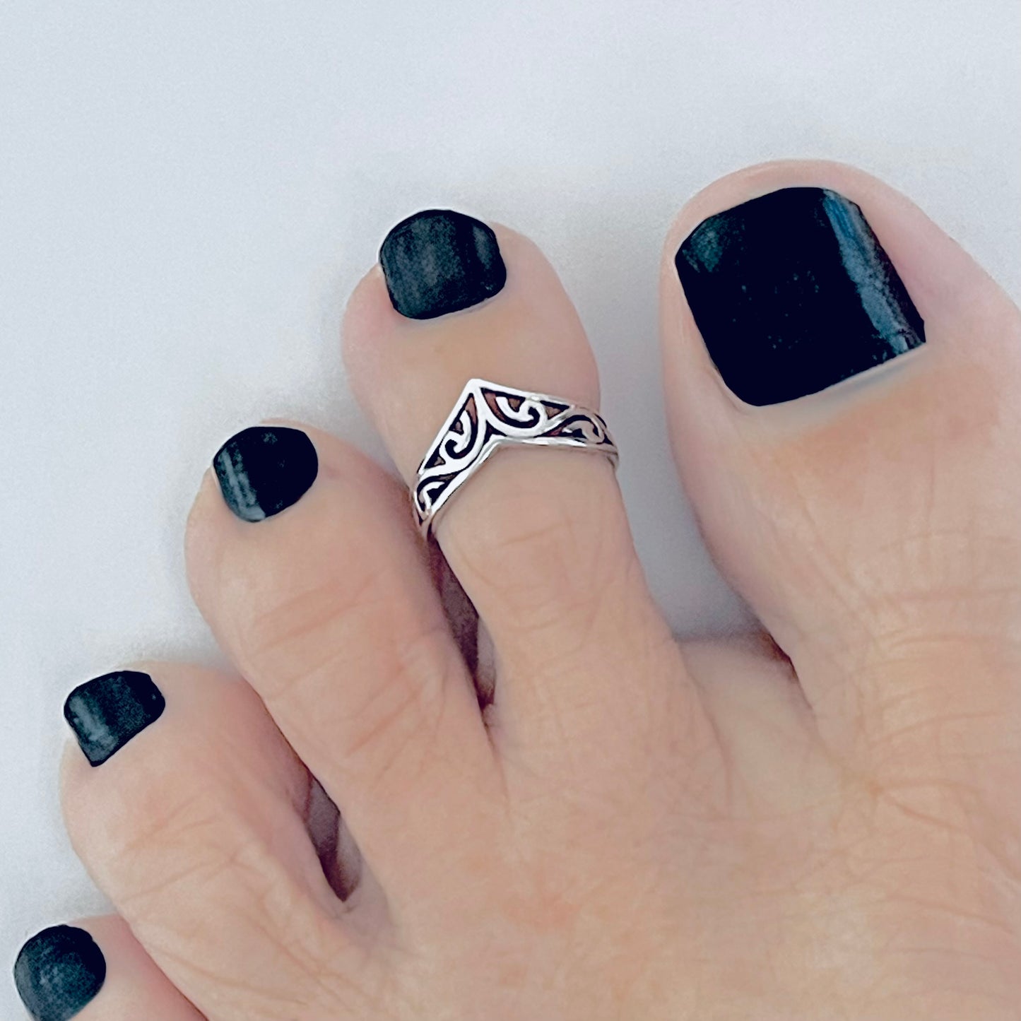 Sterling Silver Filigree Chevron Toe Ring, V Shape Midi Jewelry Rings
