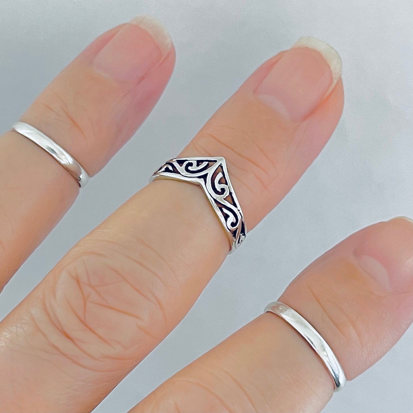 Sterling Silver Filigree Chevron Toe Ring, V Shape Midi Jewelry Rings