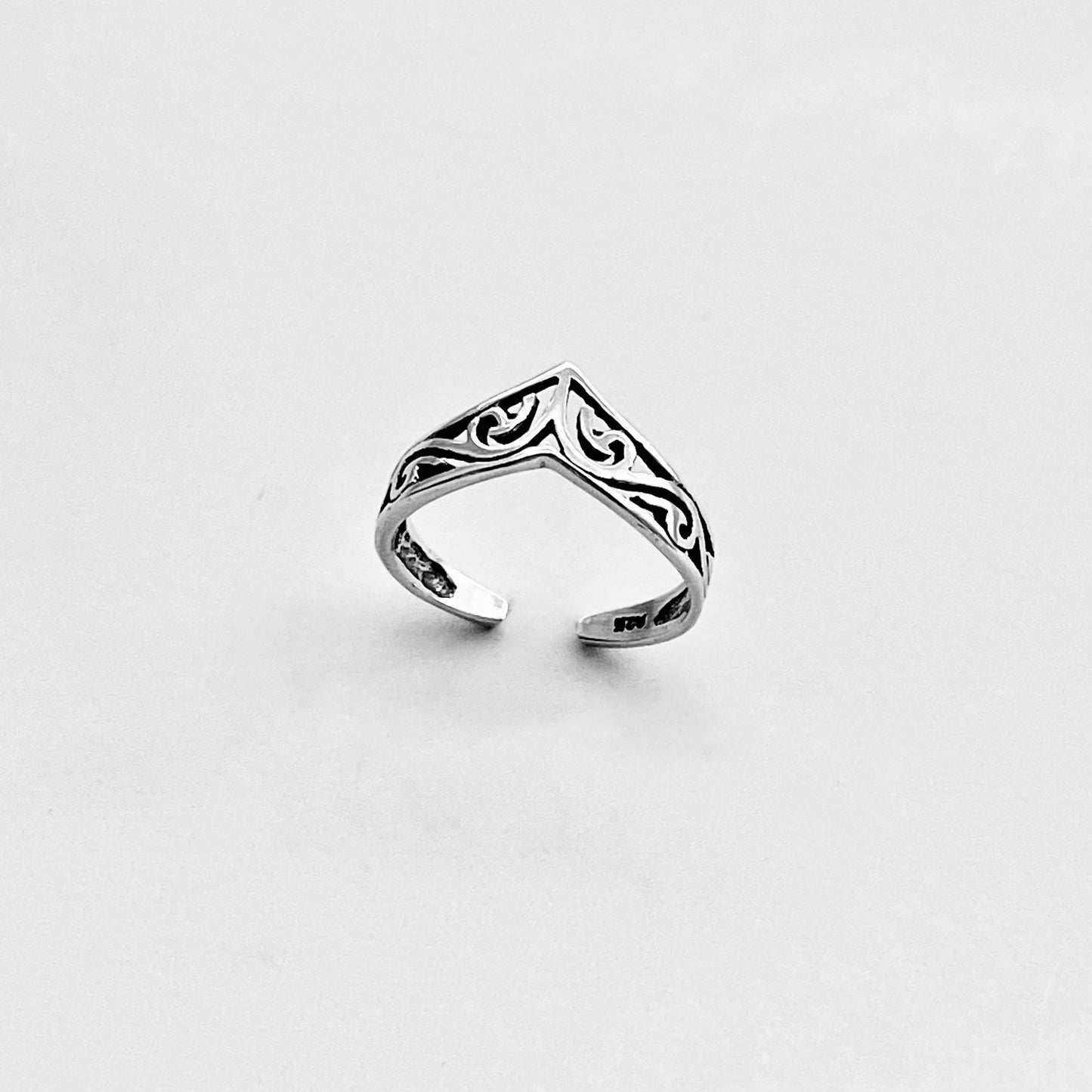 Sterling Silver Filigree Chevron Toe Ring, V Shape Midi Jewelry Rings