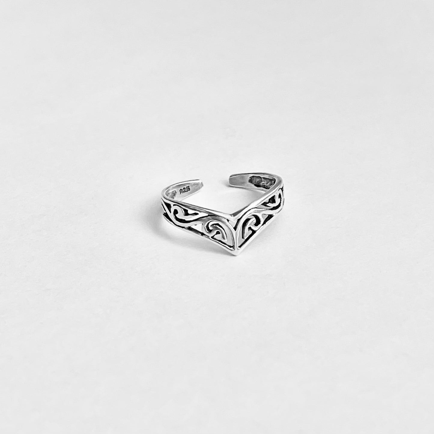 Sterling Silver Filigree Chevron Toe Ring, V Shape Midi Jewelry Rings