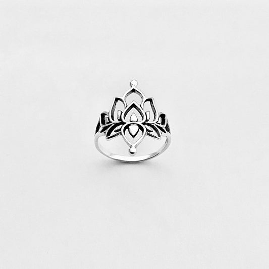 Sterling Silver Delicate Mandala Lotus Ring, Dainty Statement Jewelry, Spirit Flowers, Floral Rings