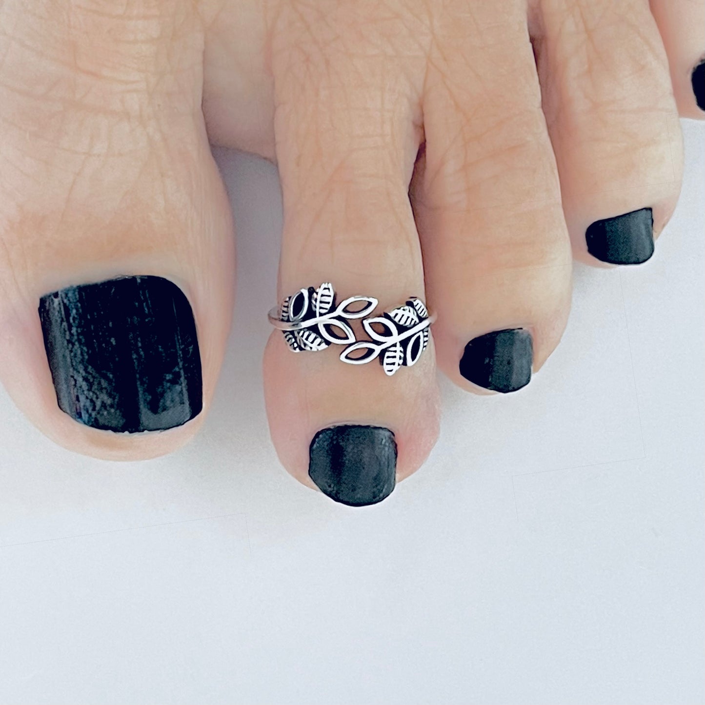 Sterling Silver Alternating Leaves Toe Ring, Tree of Life Silver Leaf Rings