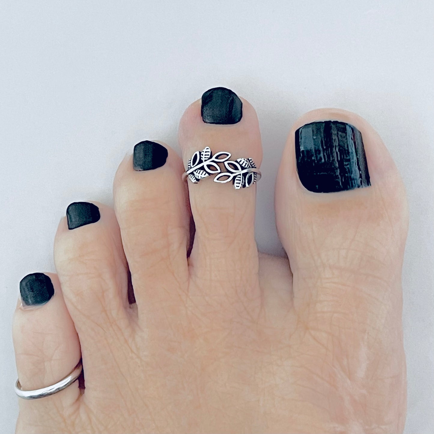 Sterling Silver Alternating Leaves Toe Ring, Tree of Life Silver Leaf Rings