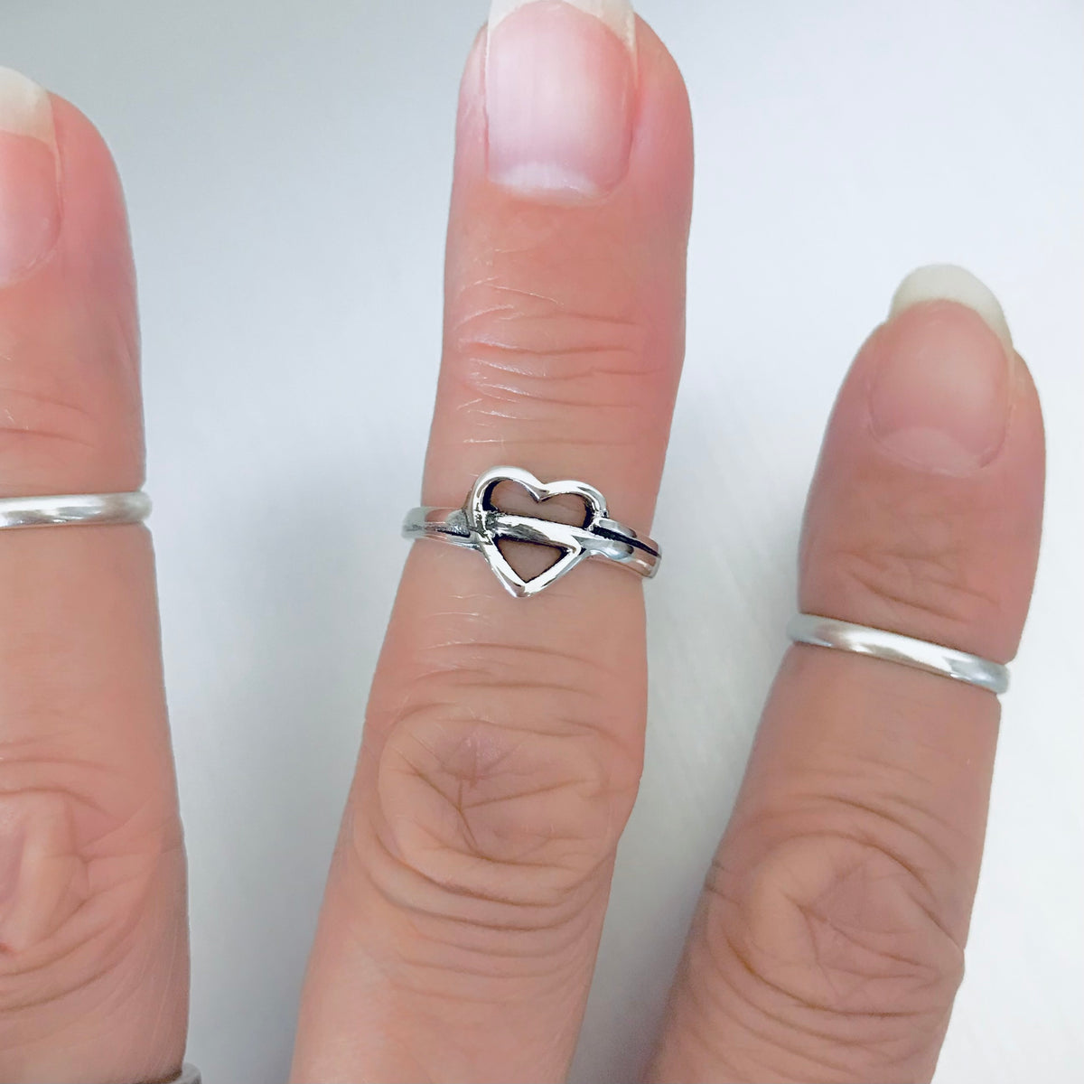 925 Sterling Silver Line Through Heart Toe Ring | Dainty Eternity Love Silver Rings