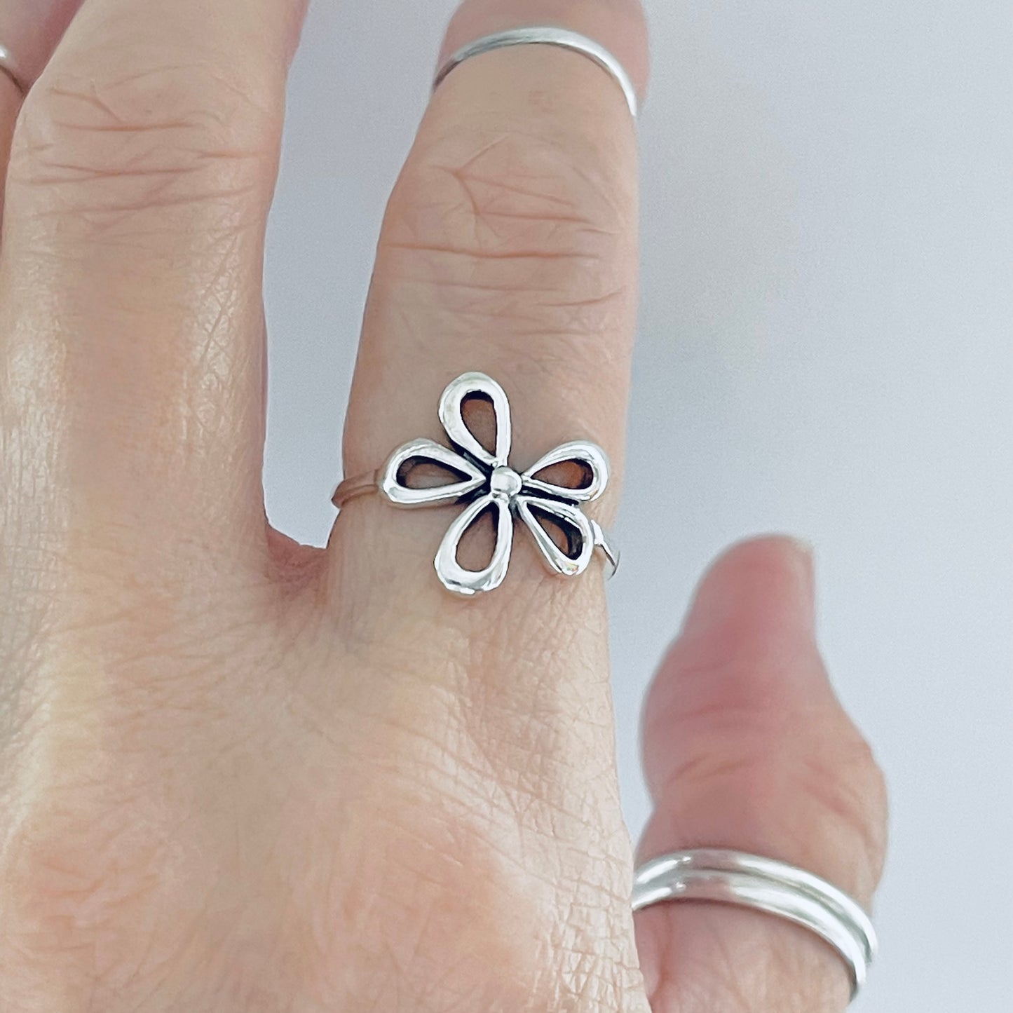 Sterling Silver Large Daisy Flower Ring – Floral Statement Boho Silver Rings