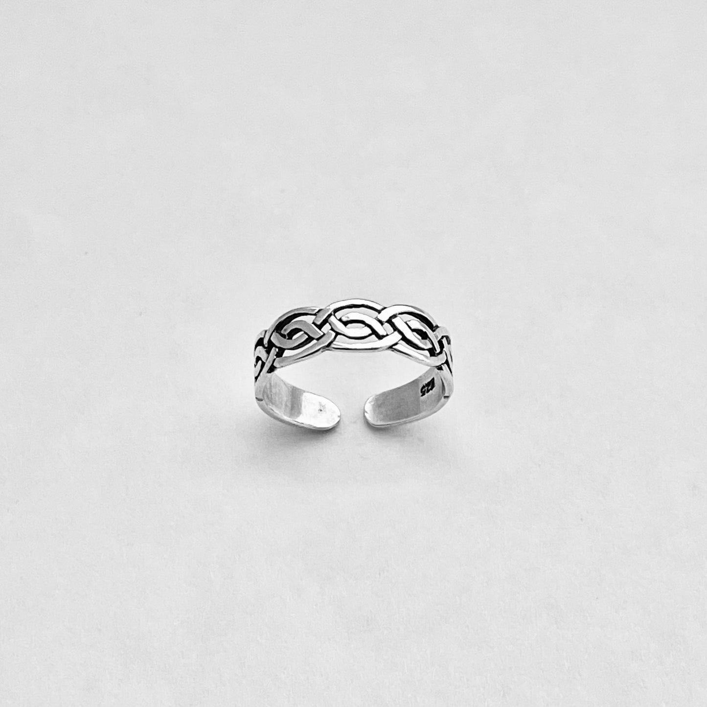 Sterling Silver Celtic Toe Ring, Minimalist Silver Ring, Silver Trinity Band