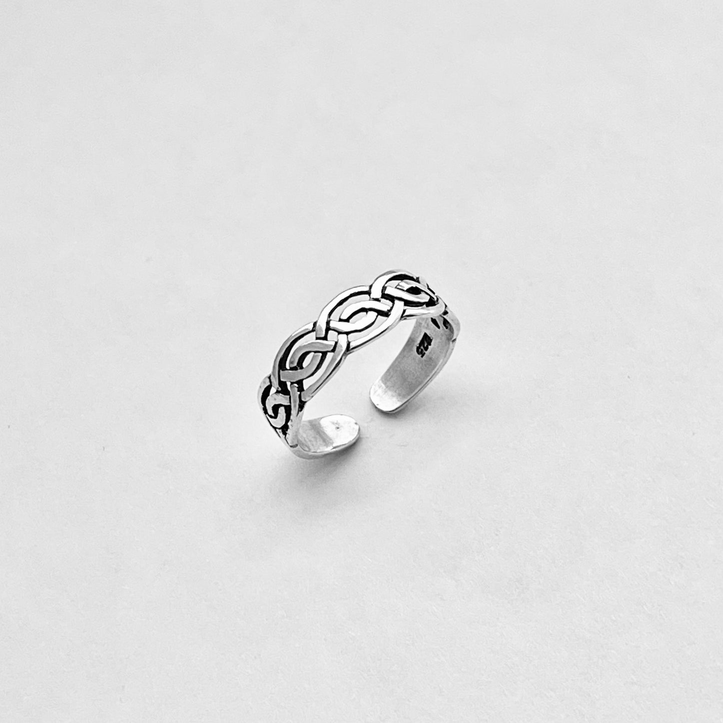 Sterling Silver Celtic Toe Ring, Minimalist Silver Ring, Silver Trinity Band