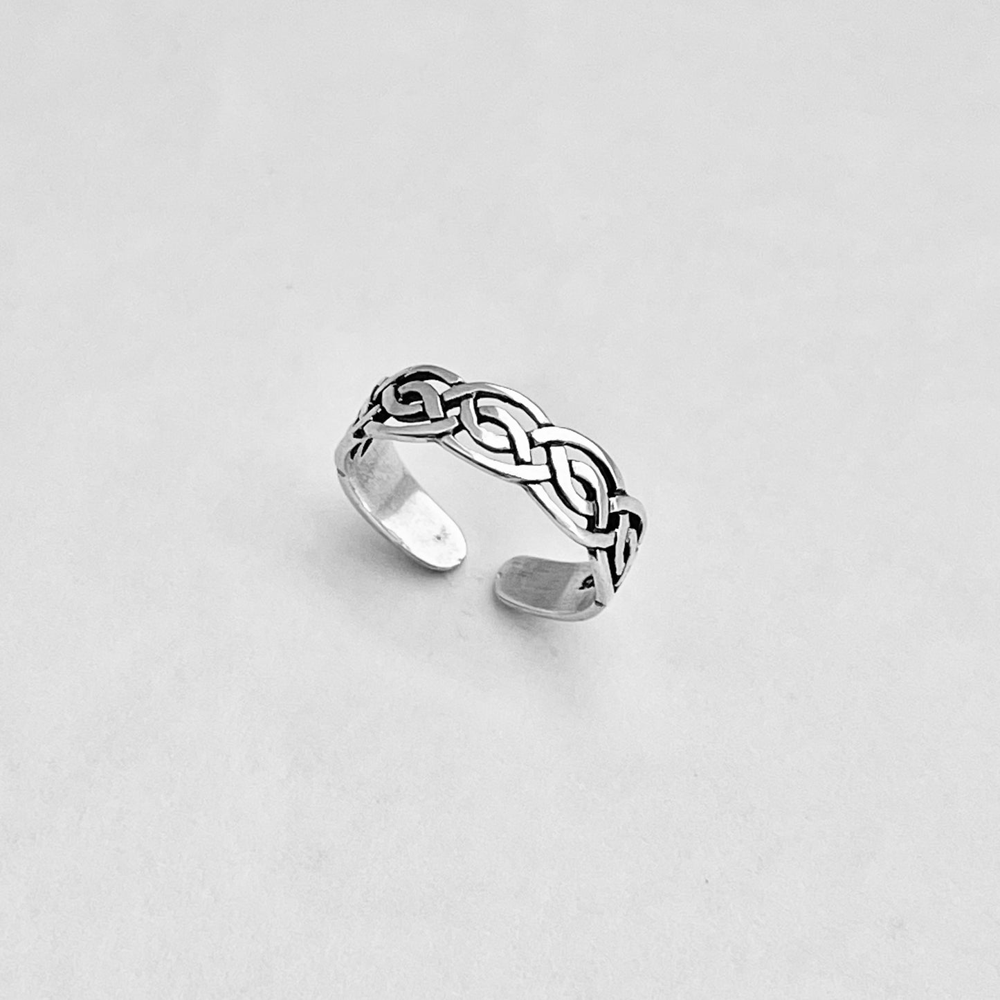 Sterling Silver Celtic Toe Ring, Minimalist Silver Ring, Silver Trinity Band