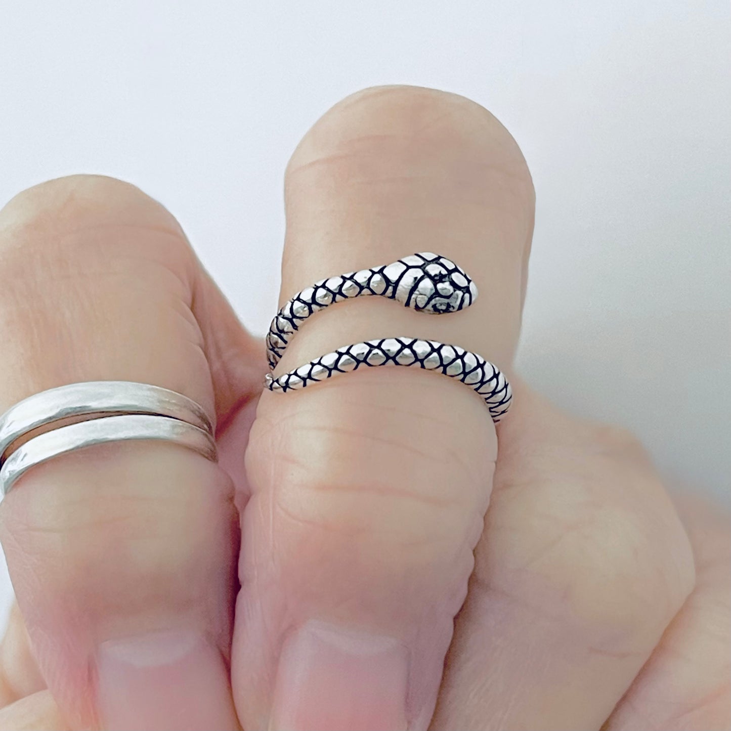 Sterling Silver Wraparound Snake Toe Ring – Dainty Reptile Animal Silver Rings