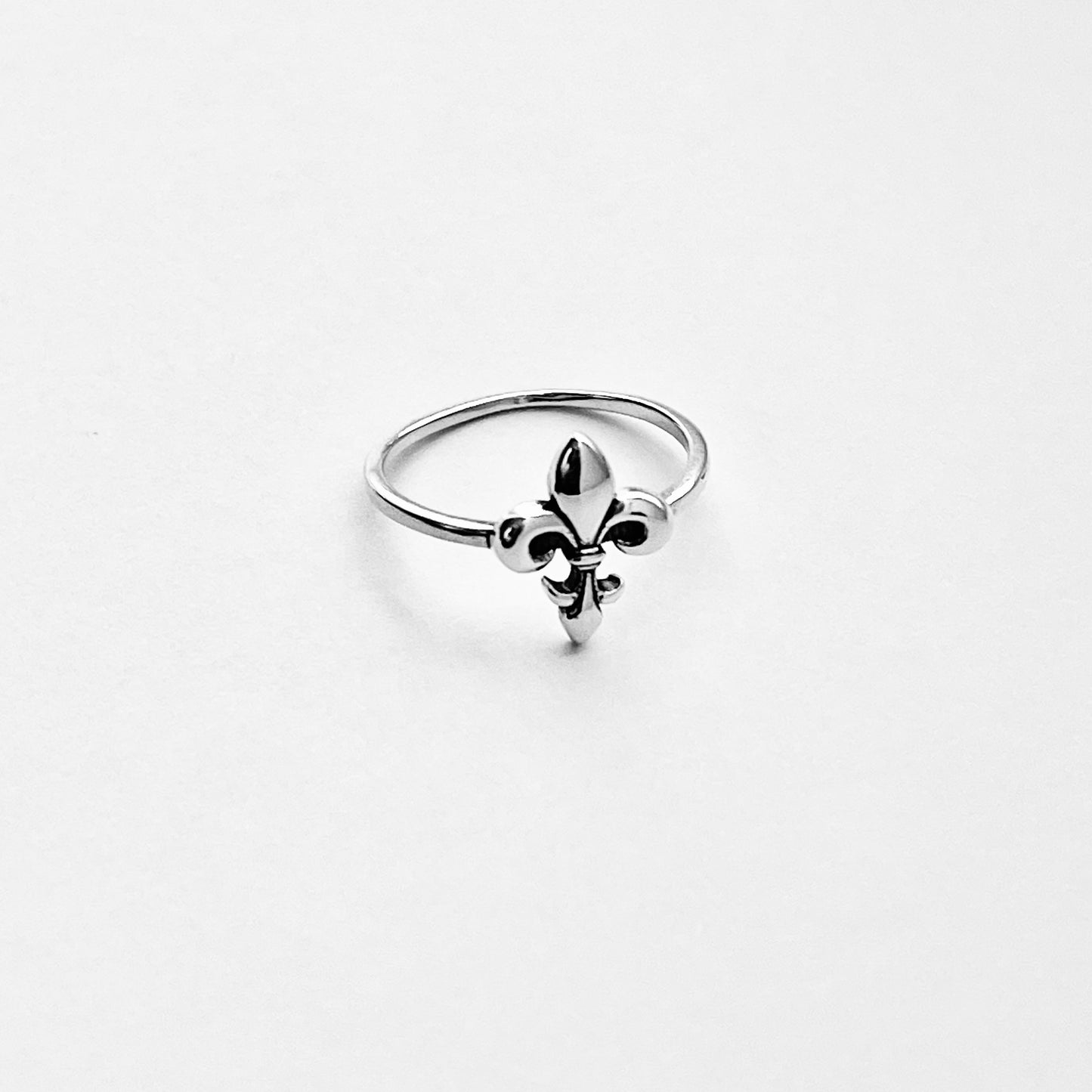 925 Sterling Silver Small Fleur de Lis Ring | Dainty Saints & Lily Jewelry