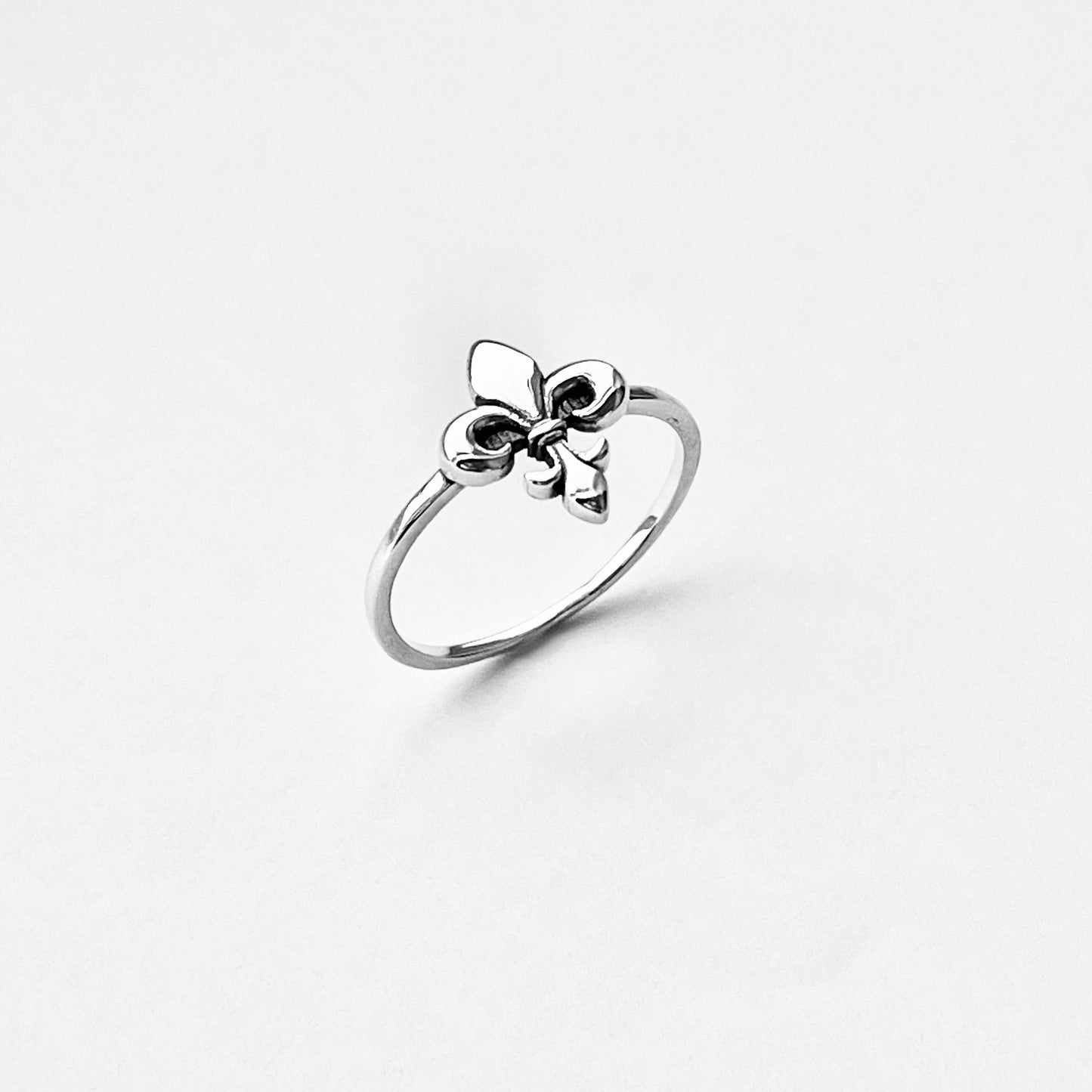 925 Sterling Silver Small Fleur de Lis Ring | Dainty Saints & Lily Jewelry