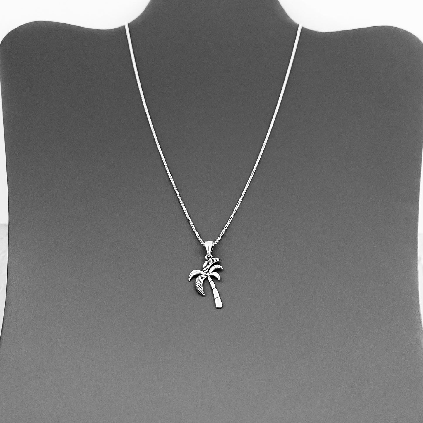 Sterling Silver Small Palm Tree Necklace – Minimalist Tropical Pendant Chain