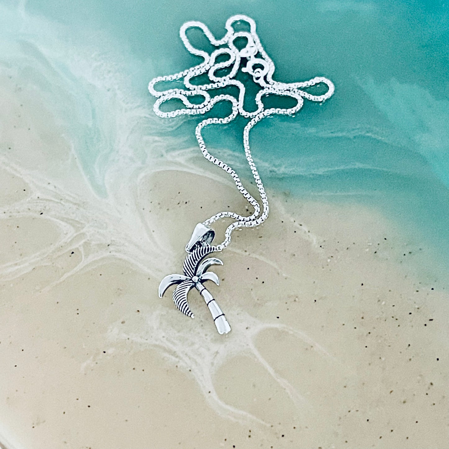 Sterling Silver Small Palm Tree Necklace – Minimalist Tropical Pendant Chain