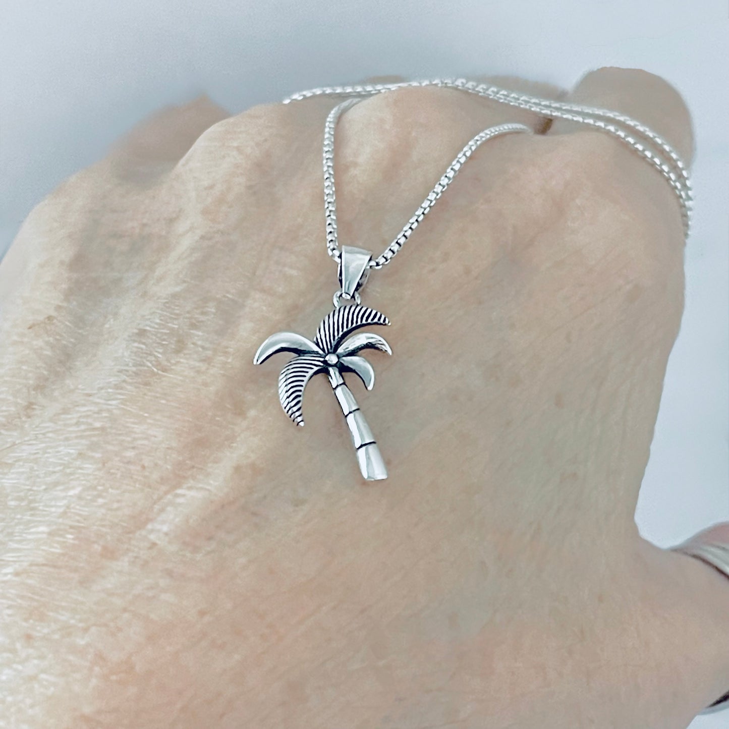 Sterling Silver Small Palm Tree Necklace – Minimalist Tropical Pendant Chain