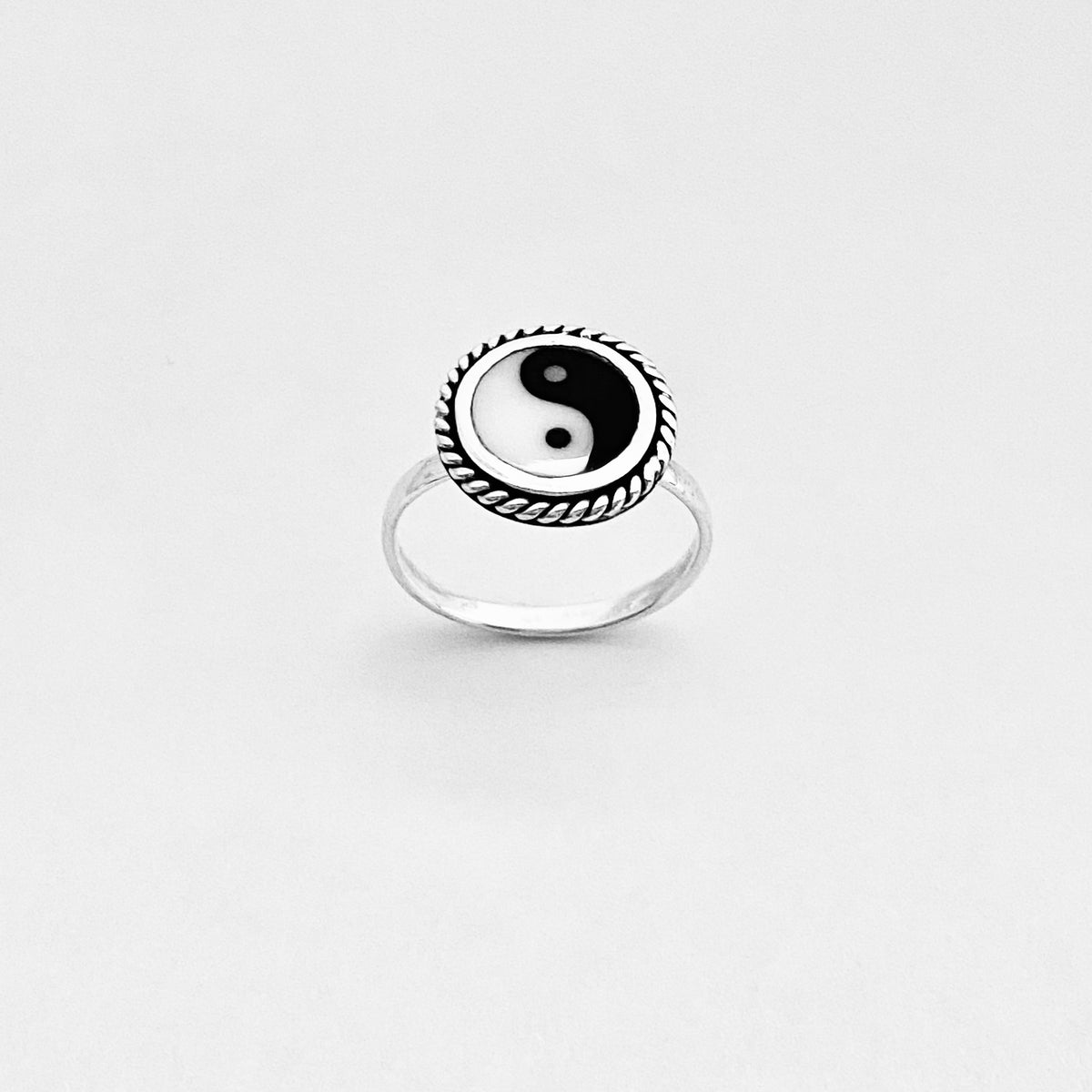 925 Sterling Silver Round Yin and Yang Ring with Rope | Yoga Balance of Life Silver Rings