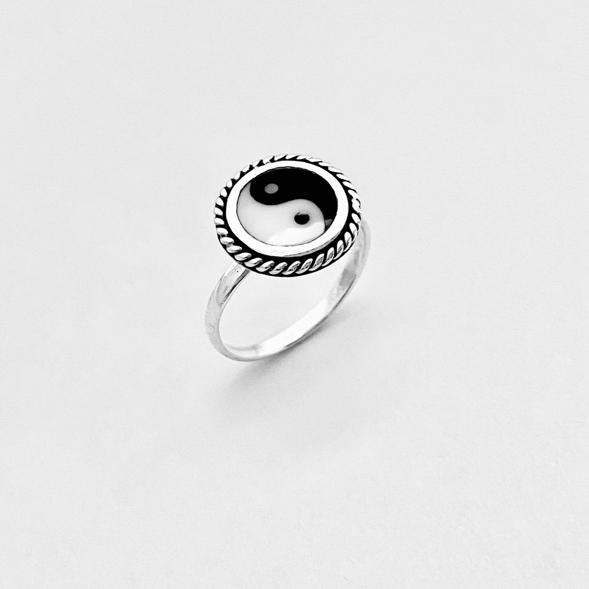 925 Sterling Silver Round Yin and Yang Ring with Rope | Yoga Balance of Life Silver Rings