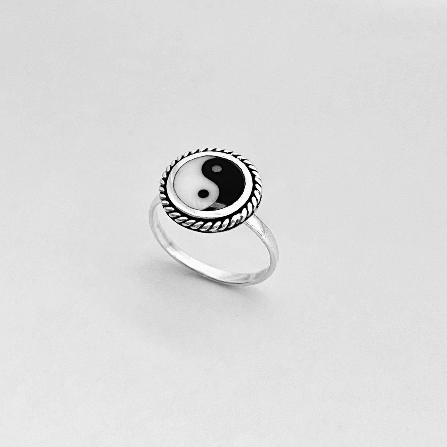 Sterling Silver Round Yin and Yang Ring with Rope, Yoga Ring, Silver Rings