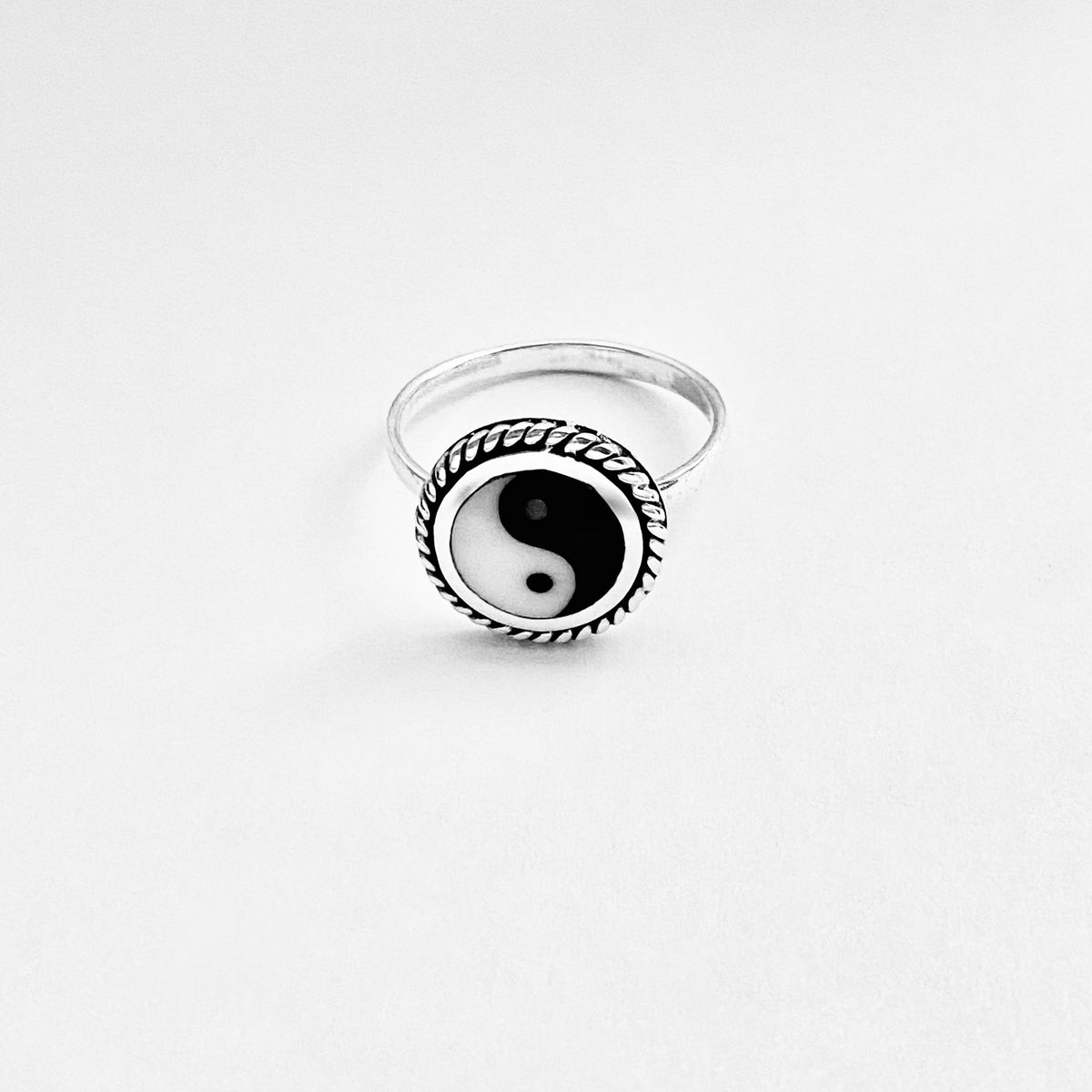 925 Sterling Silver Round Yin and Yang Ring with Rope | Yoga Balance of Life Silver Rings