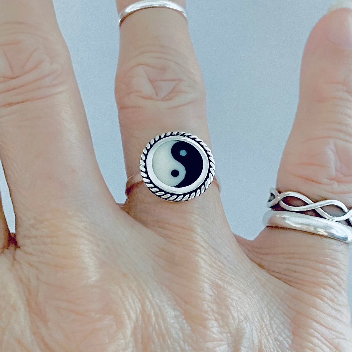 925 Sterling Silver Round Yin and Yang Ring with Rope | Yoga Balance of Life Silver Rings