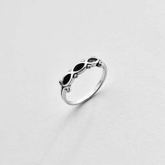 Sterling Silver Small Infinity Black Onyx Ring, Stone Silver Ring, Minimalist Ring