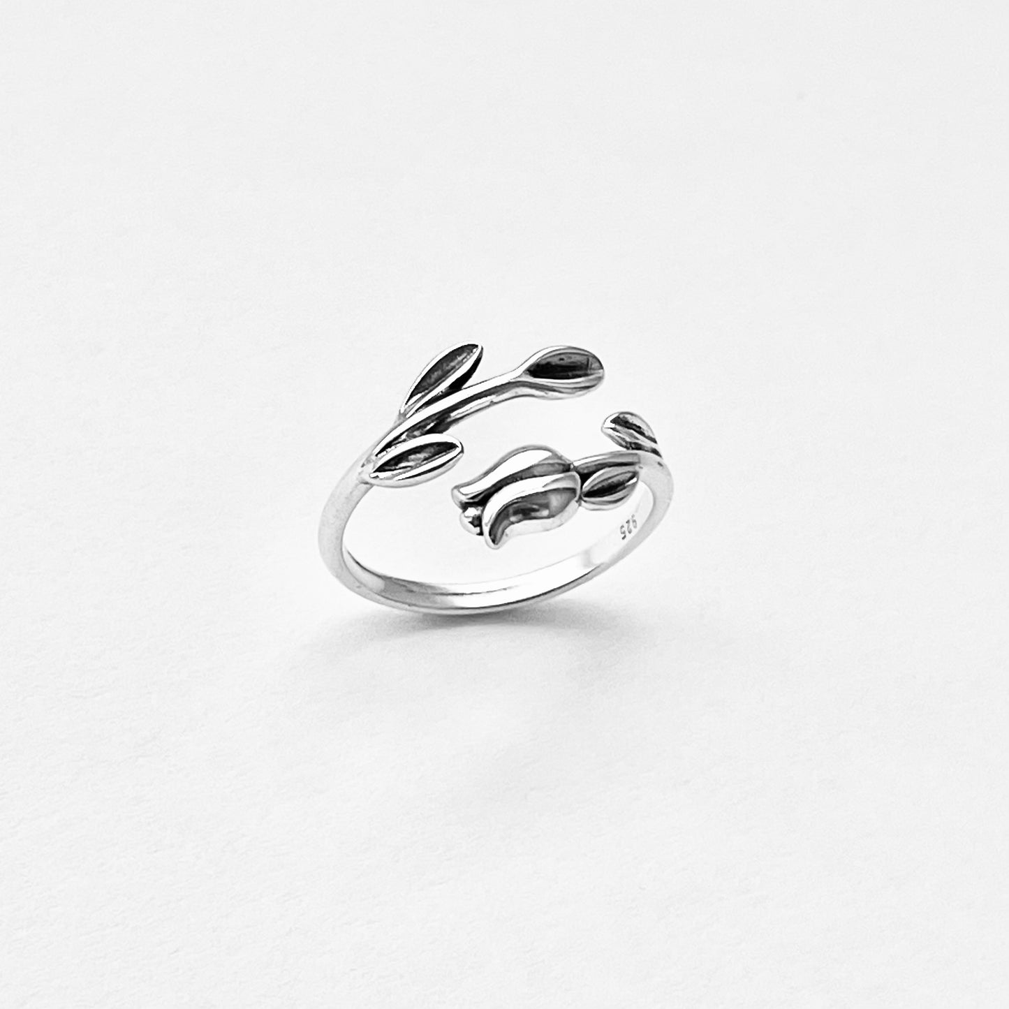 Sterling Silver Delicate Tulip Ring with Leaves – Flower Rose Silver Rings