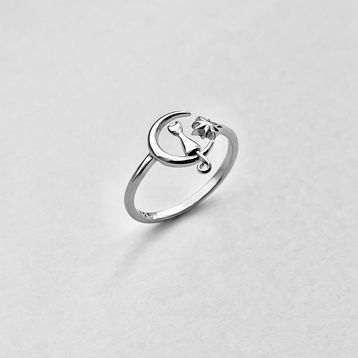 925 Sterling Silver Delicate Cat on Crescent Moon Ring | Dainty Celestial Kitty Animal Silver Rings
