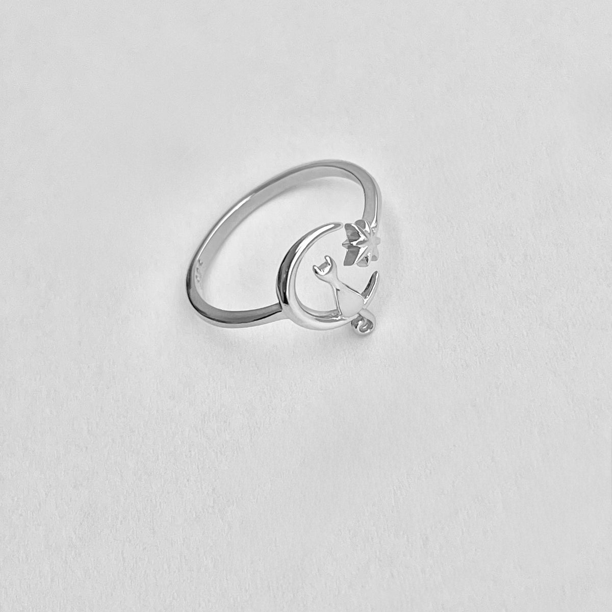 925 Sterling Silver Delicate Cat on Crescent Moon Ring | Dainty Celestial Kitty Animal Silver Rings