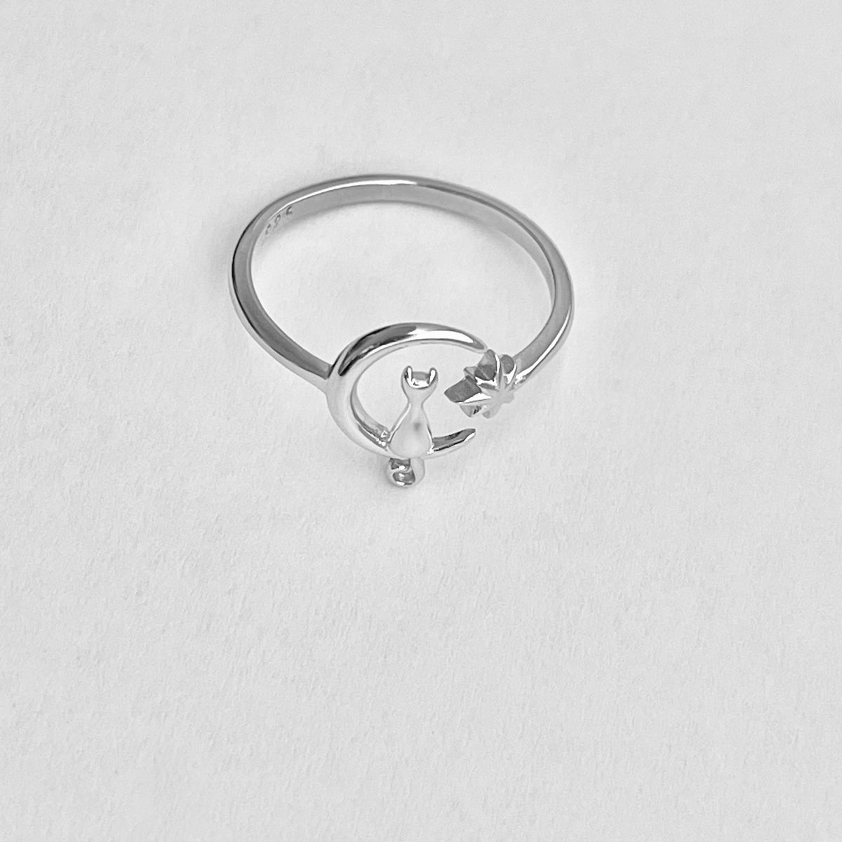 925 Sterling Silver Delicate Cat on Crescent Moon Ring | Dainty Celestial Kitty Animal Silver Rings