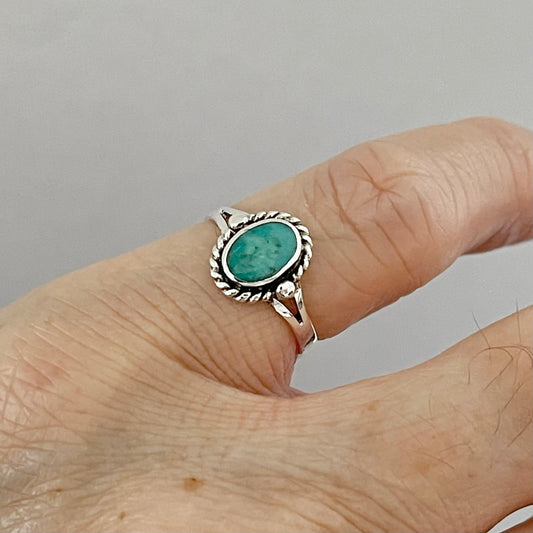 Sterling Silver Small Oval Genuine Turquoise Ring with Braid, Minimalist Silver Stone Ring