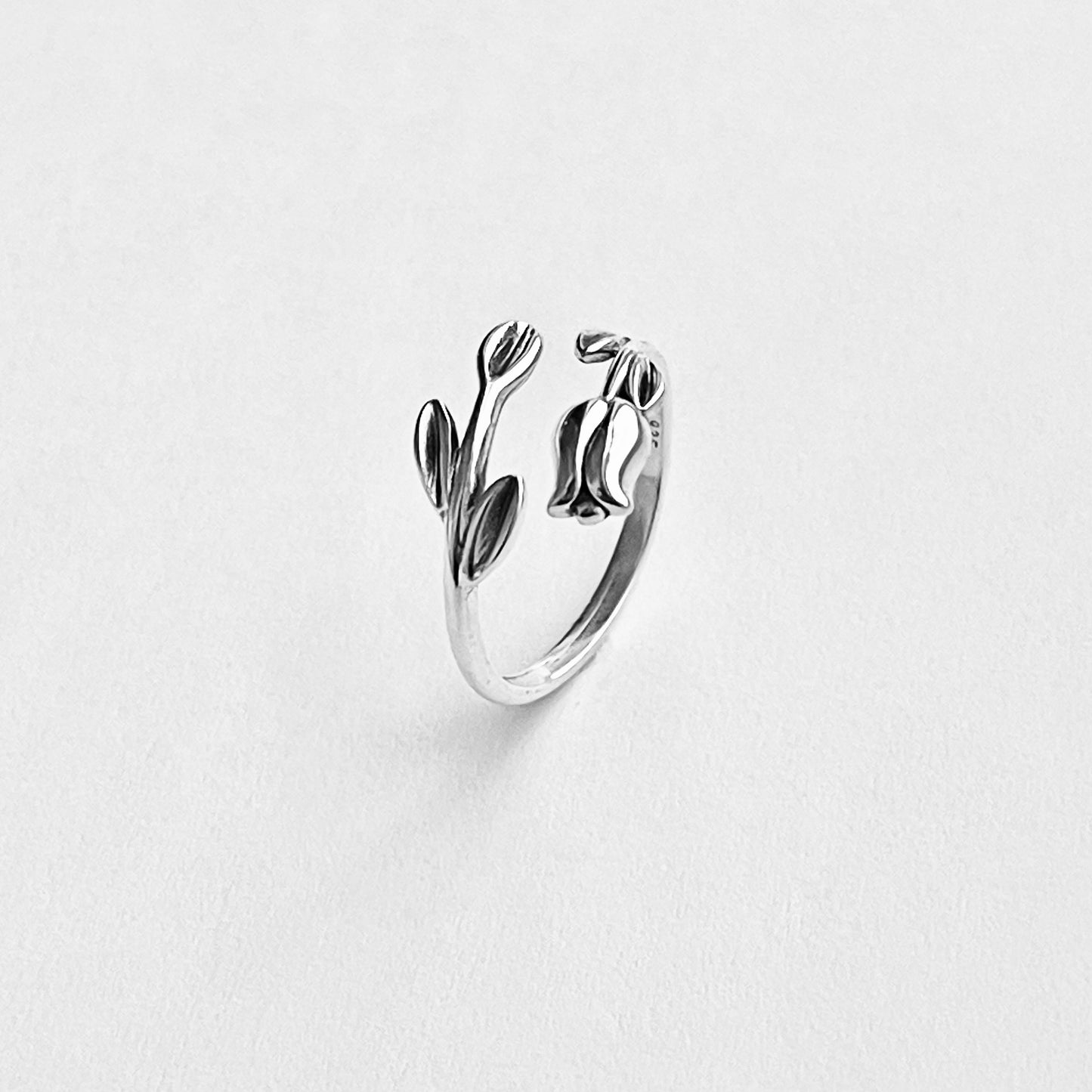 Sterling Silver Delicate Tulip Ring with Leaves – Flower Rose Silver Rings