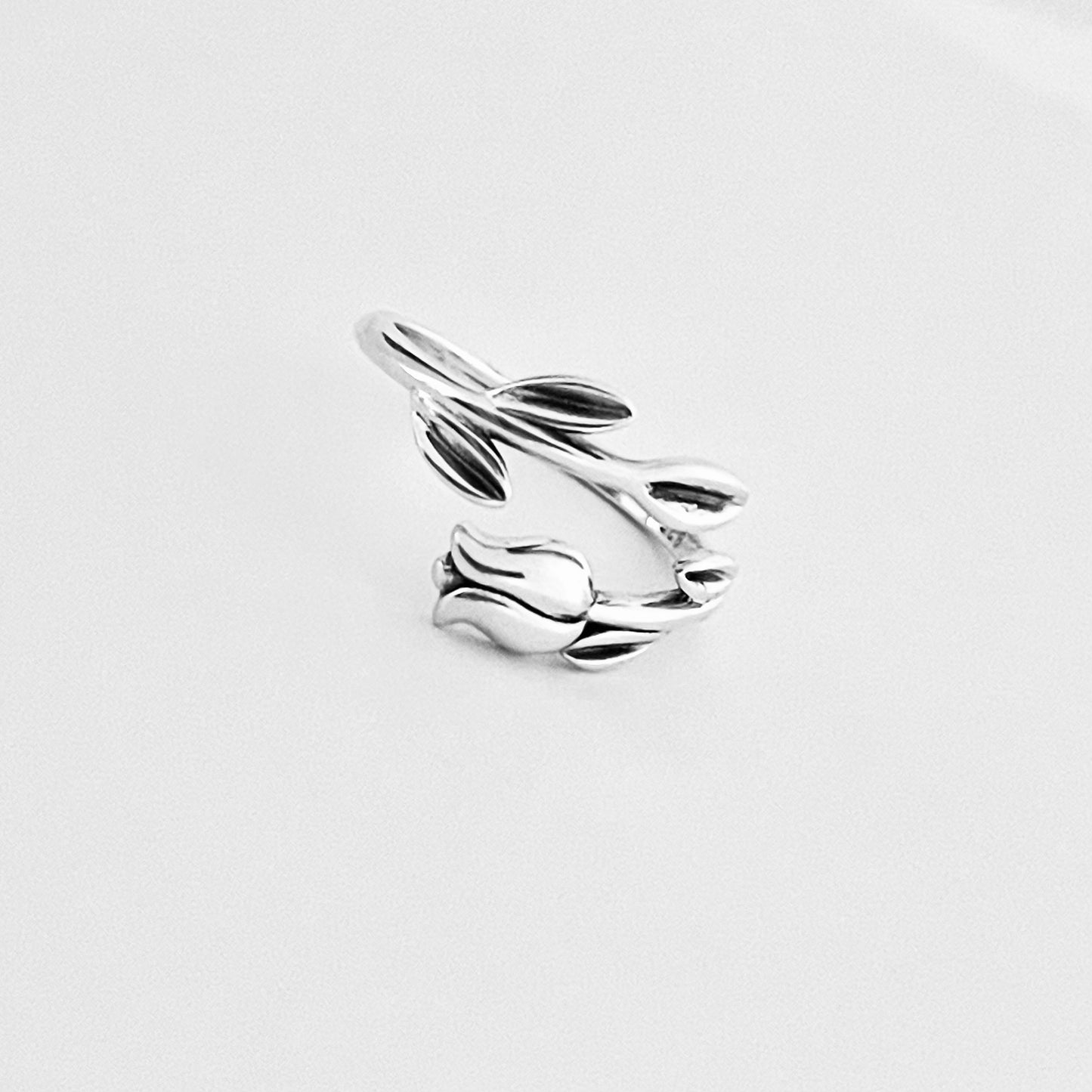 Sterling Silver Delicate Tulip Ring with Leaves – Flower Rose Silver Rings