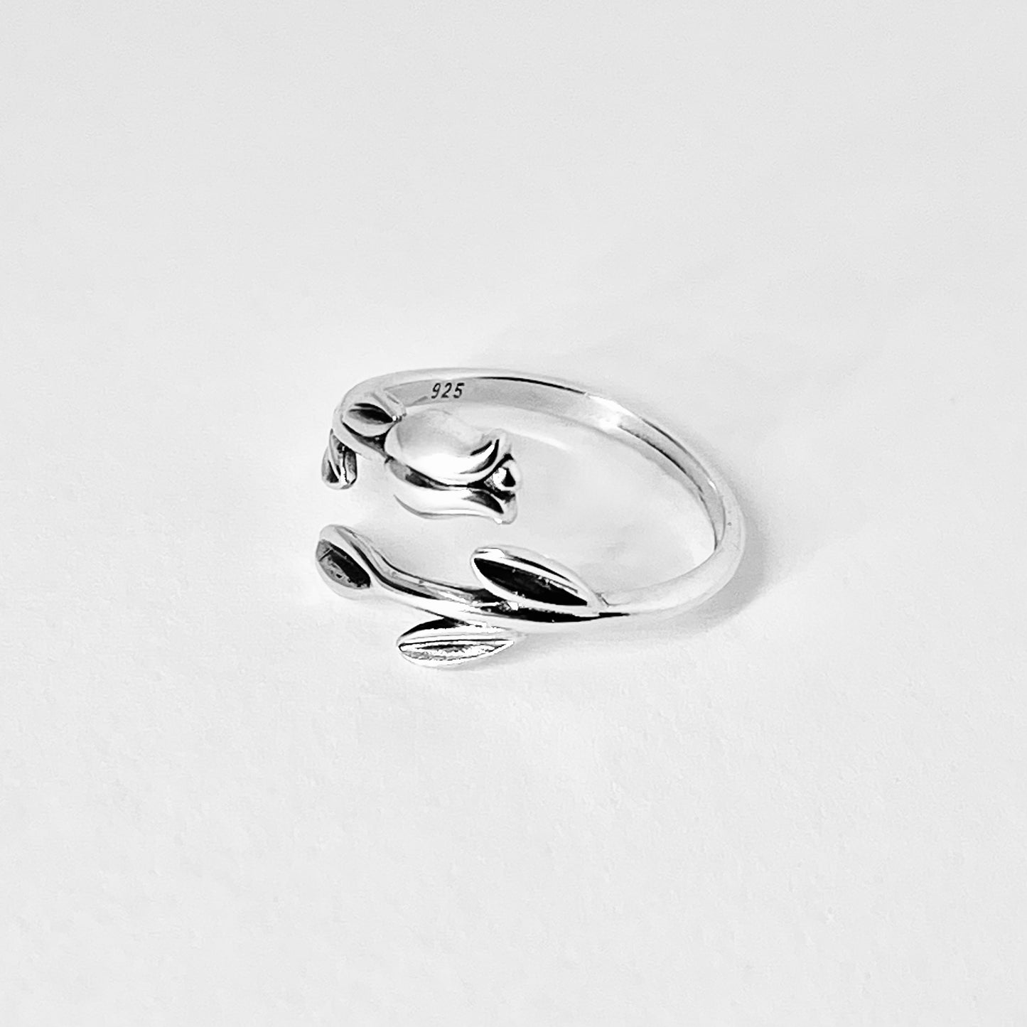 Sterling Silver Delicate Tulip Ring with Leaves – Flower Rose Silver Rings
