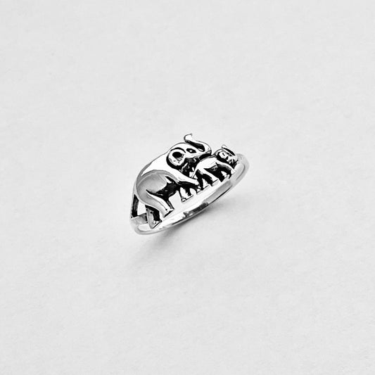 Sterling Silver Baby and Mama Elephant Ring, Love Ring, Animal Ring, Silver Rings