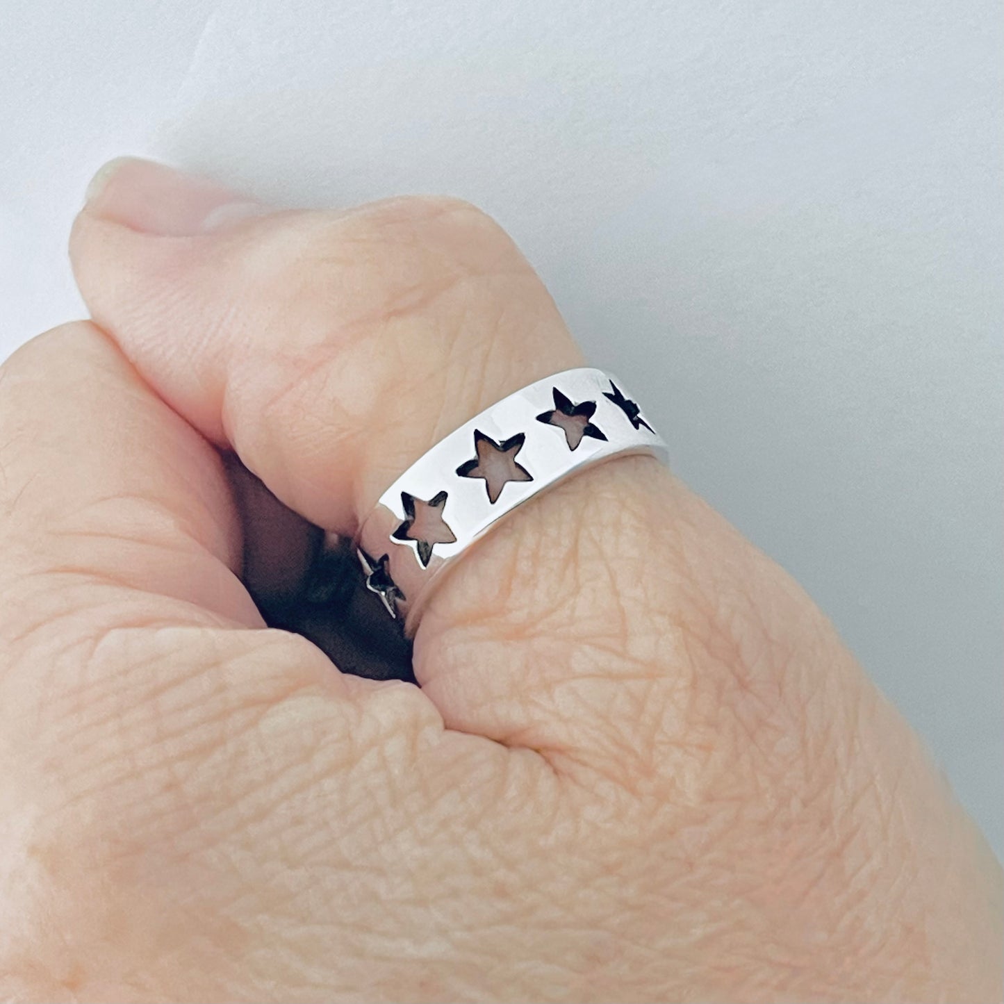 925 Sterling Silver Unisex Eternity Cut Out Star Ring, Stackable Wedding Bands, Celestial Jewelry