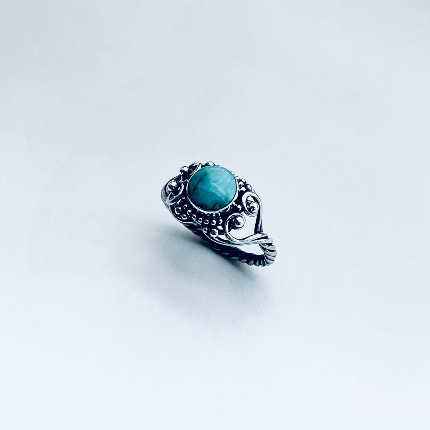 925 Sterling Silver Swirl Hearts and Genuine Turquoise Ring with Rope Band | Victorian Style Stone Silver Rings