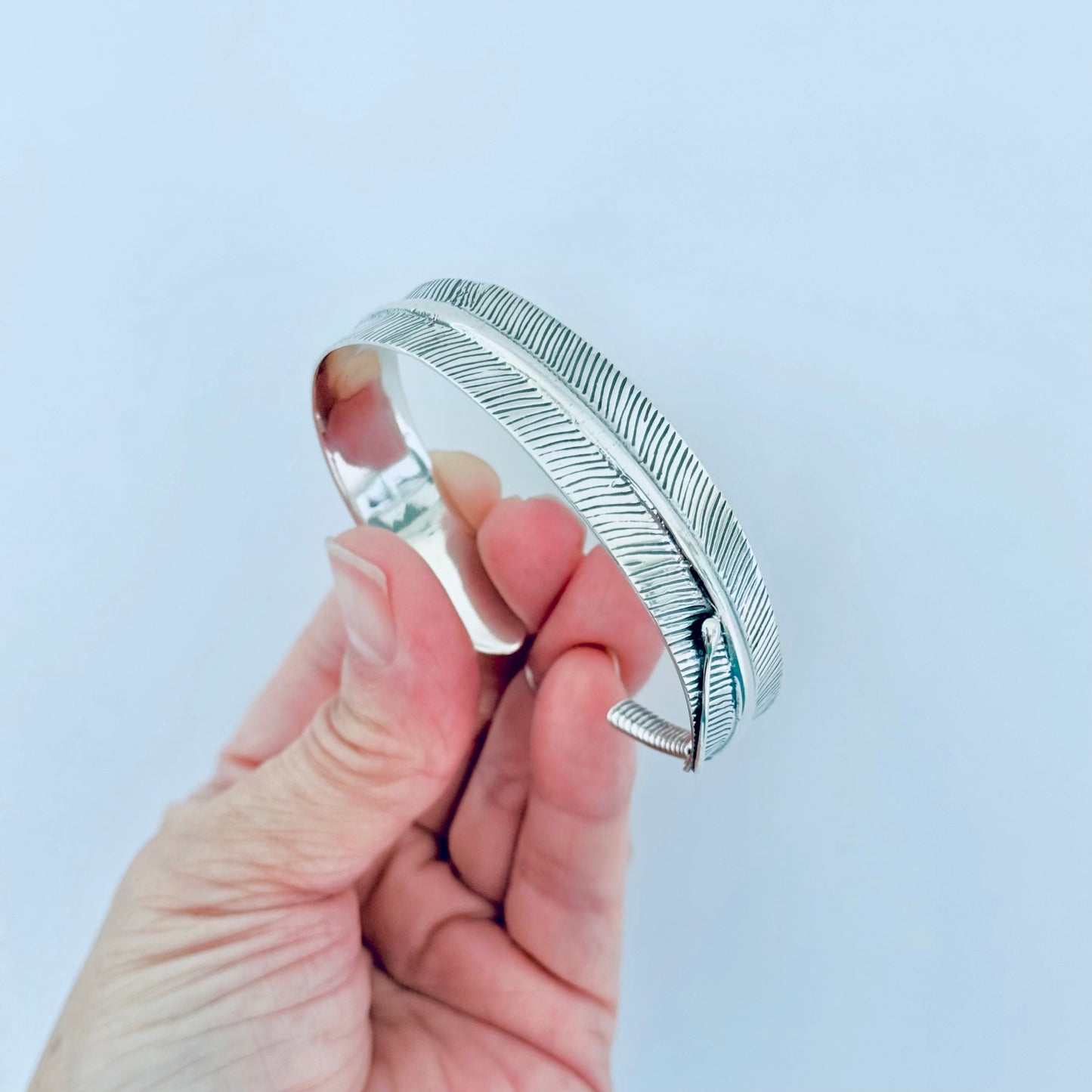 Sterling Silver Unisex Statement Western Feather Bangle – Spirit Bird Wing Boho Silver Bracelet