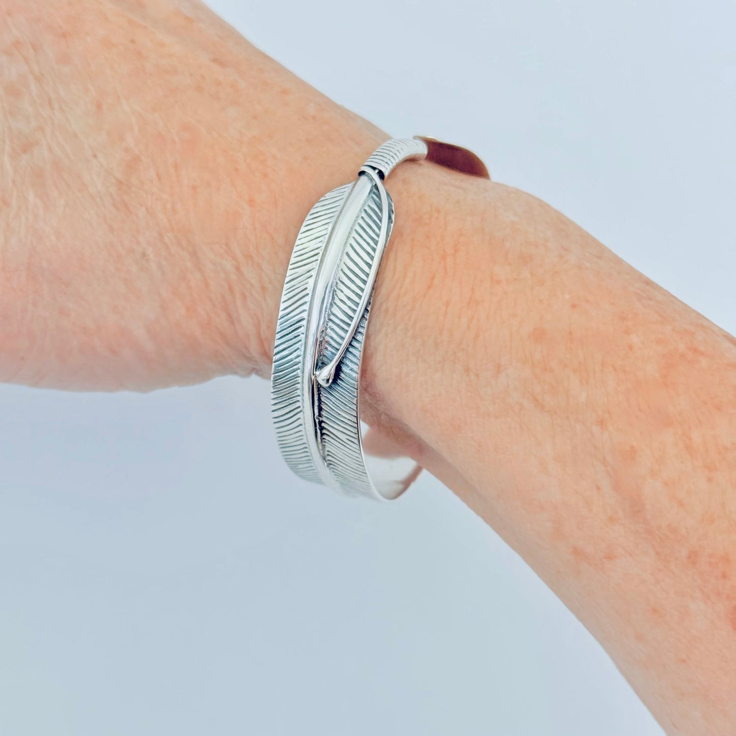 Sterling Silver Unisex Statement Western Feather Bangle – Spirit Bird Wing Boho Silver Bracelet