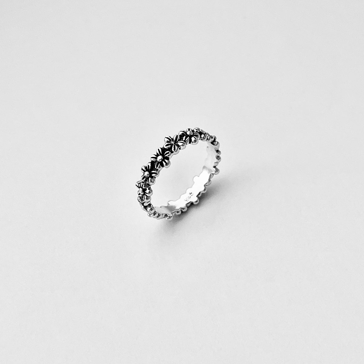 925 Sterling Silver Eternity Small Daisy Band Ring – Dainty Stackable Flower Wedding Bands