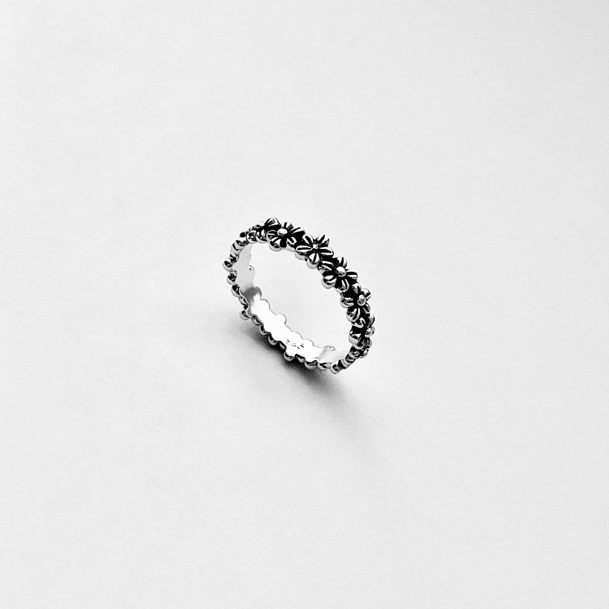 925 Sterling Silver Eternity Small Daisy Band Ring – Dainty Stackable Flower Wedding Bands