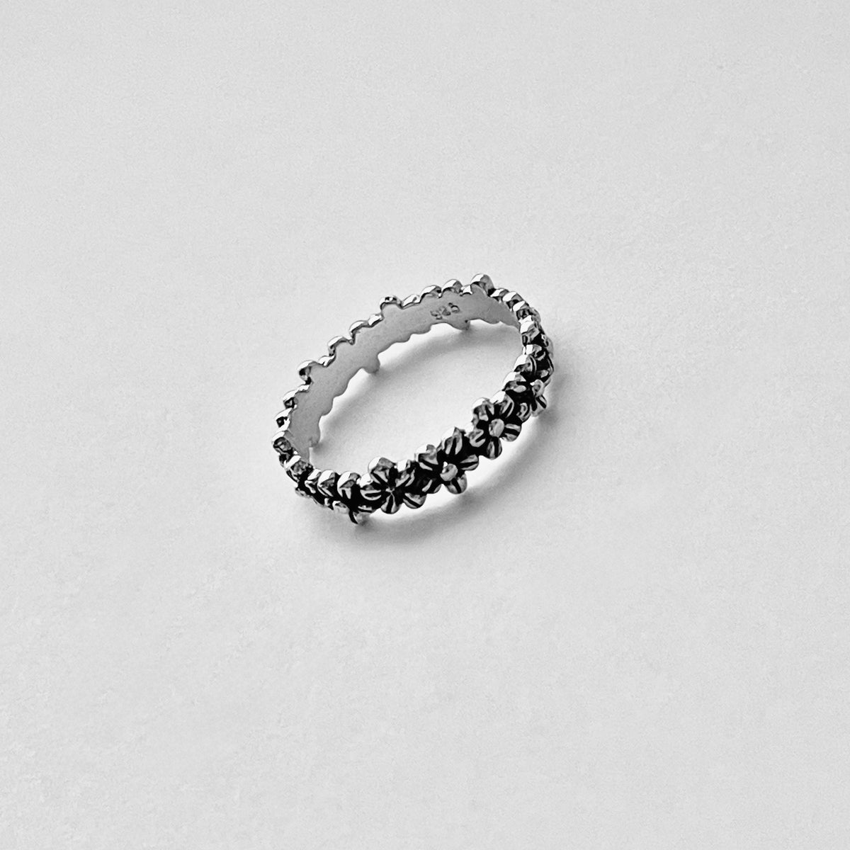 925 Sterling Silver Eternity Small Daisy Band Ring – Dainty Stackable Flower Wedding Bands