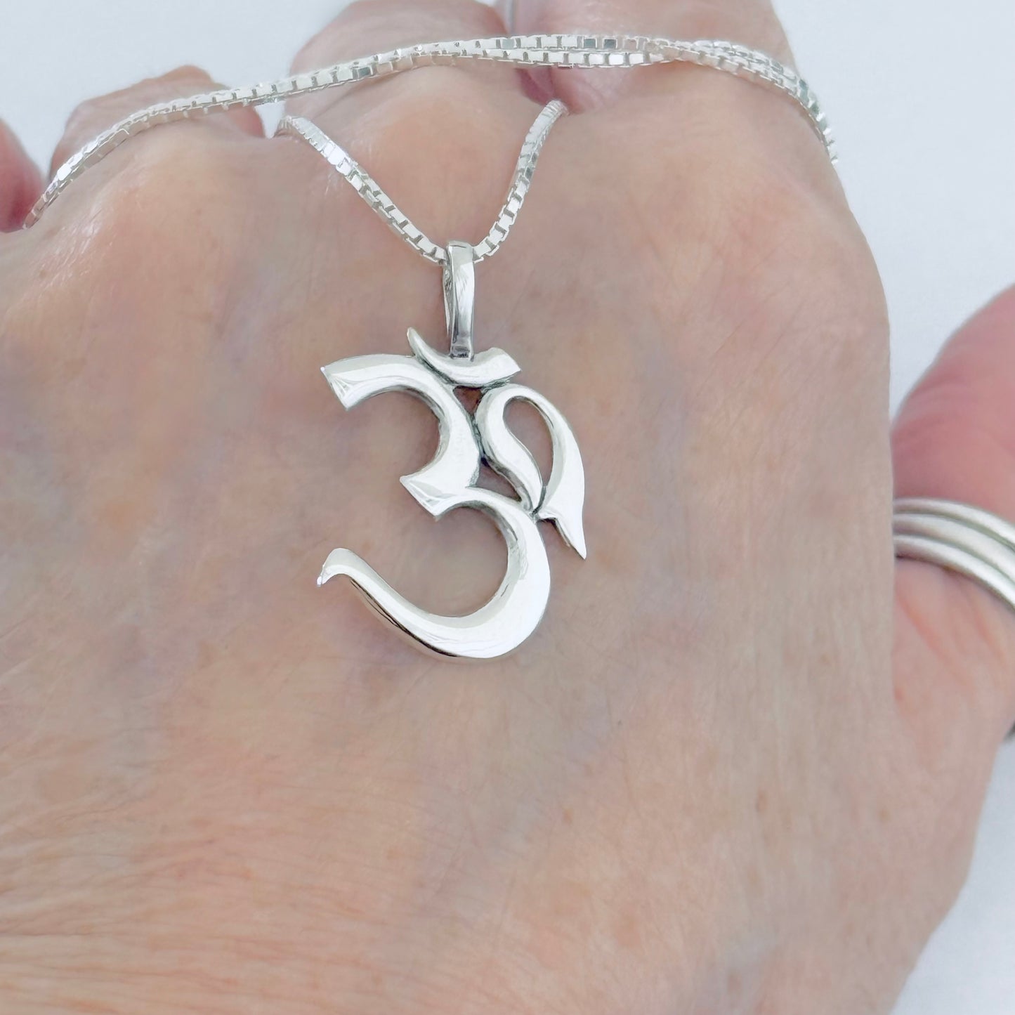 Sterling Silver Large Classic OM Necklace – Yoga Spiritual Pendant Silver Chain