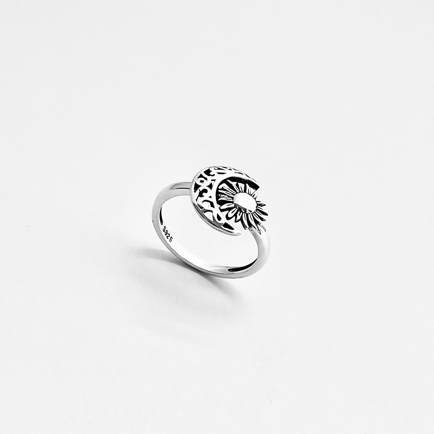 Sterling Silver Filigree Crescent Moon and Sun Ring, Celestial Rings, Sunshine