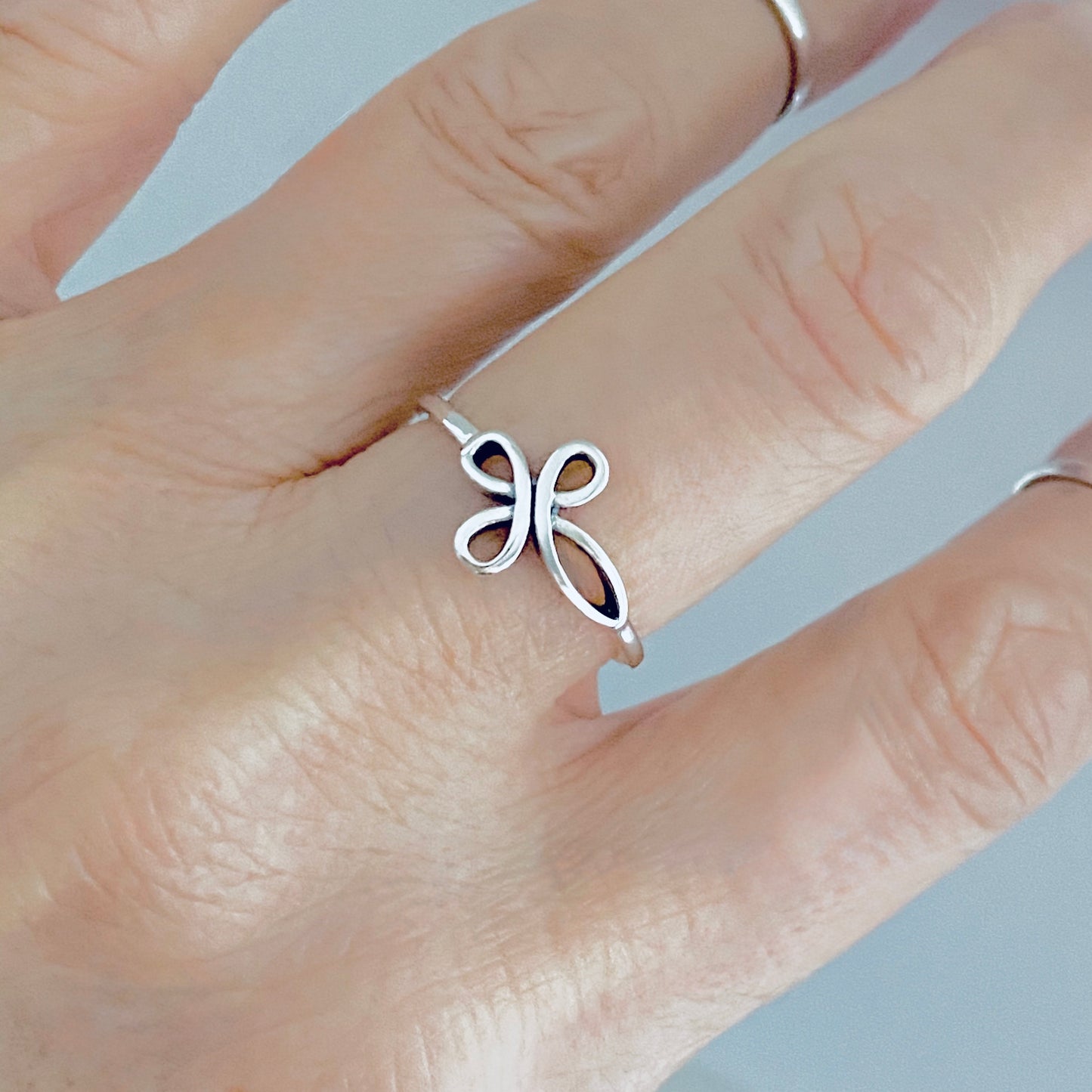925 Sterling Silver Sideway Intertwined Cross Ring | Dainty Celtic Loops Religious Faith Jewelry