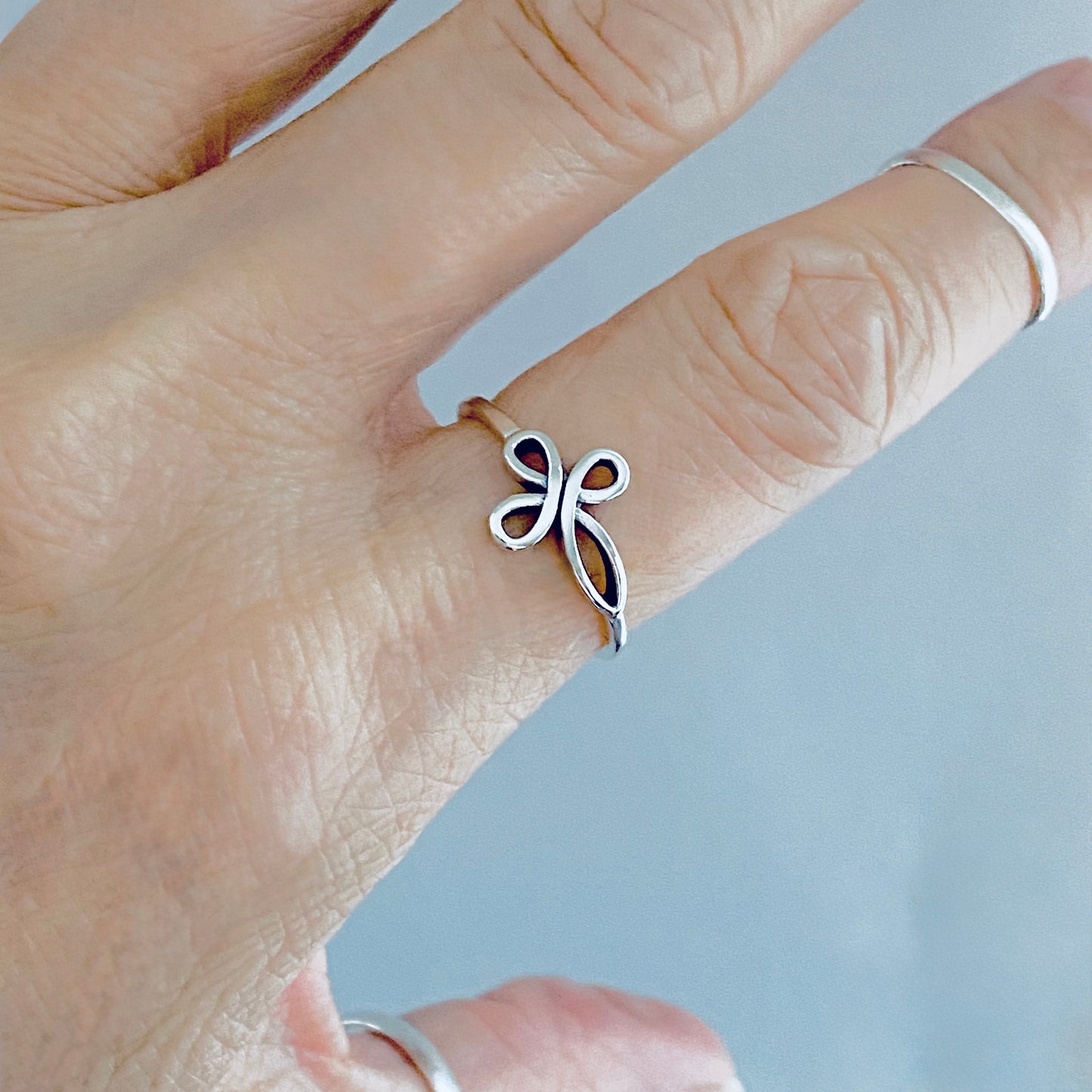 925 Sterling Silver Sideway Intertwined Cross Ring | Dainty Celtic Loops Religious Faith Jewelry