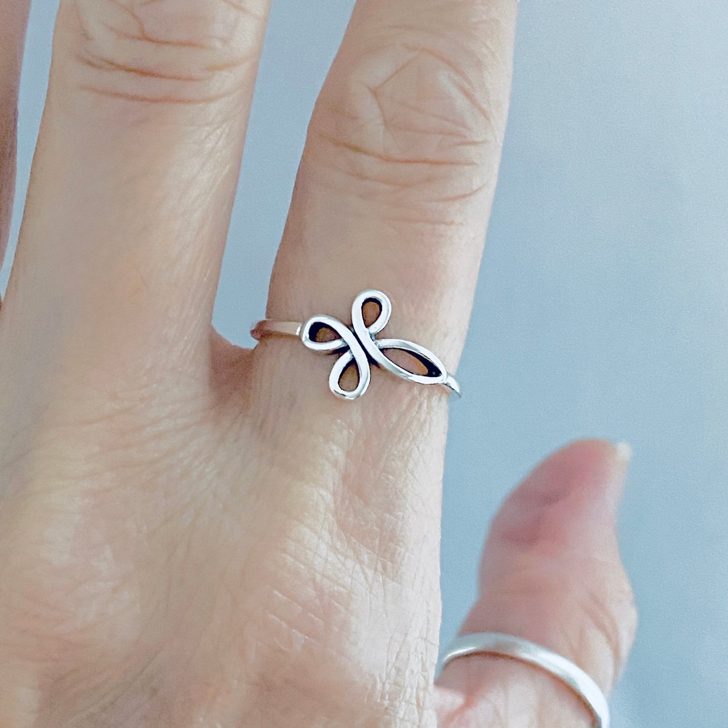 925 Sterling Silver Sideway Intertwined Cross Ring | Dainty Celtic Loops Religious Faith Jewelry