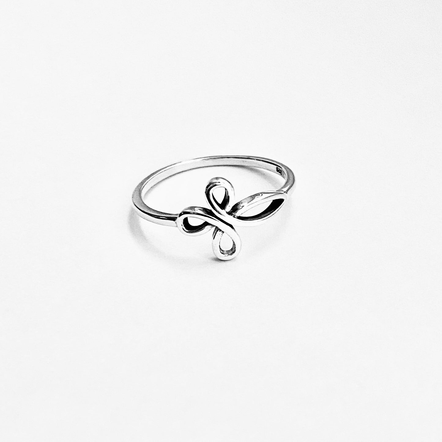 925 Sterling Silver Sideway Intertwined Cross Ring | Dainty Celtic Loops Religious Faith Jewelry