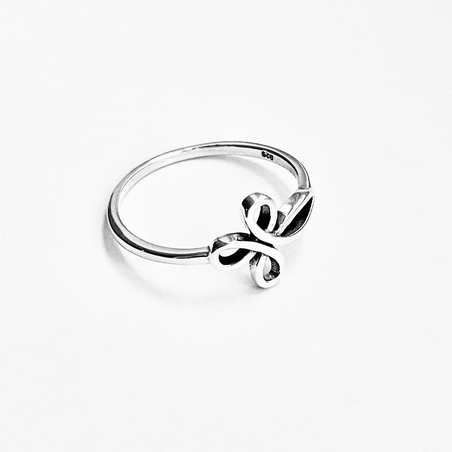 925 Sterling Silver Sideway Intertwined Cross Ring | Dainty Celtic Loops Religious Faith Jewelry