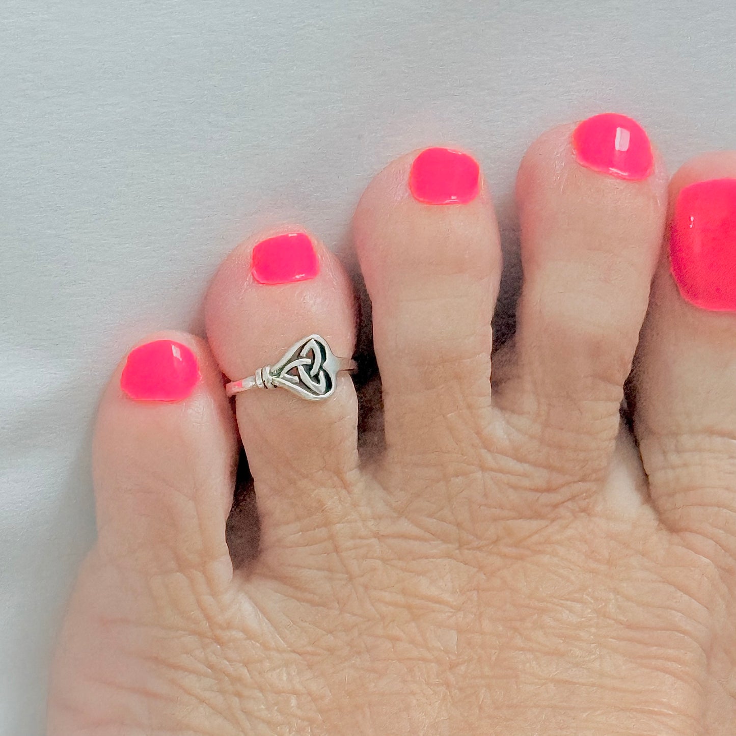 Sterling Silver Triquetra Heart Key Toe Ring, Eternity Love Rings, Celtic Knots