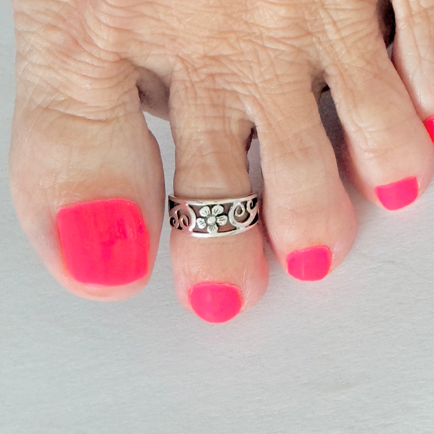 925 Sterling Silver Swirl & Flower Toe Ring | Forget Me Not Dainty Silver Ring